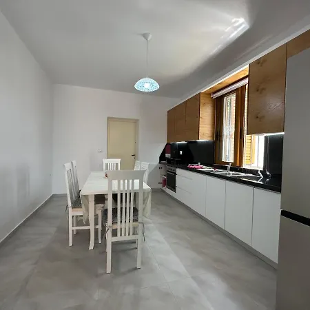 Panorama Haven-garden-view Flat شقة *