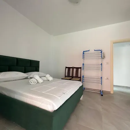 Panorama Haven-garden-view Flat شقة ساراندا