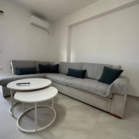 Panorama Haven-garden-view Flat شقة *