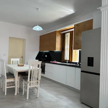 شقة Panorama Haven-garden-view Flat