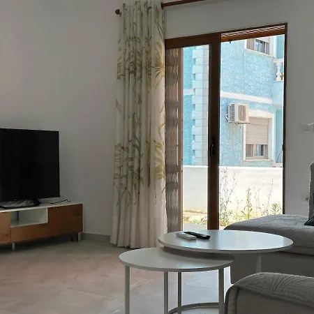 Panorama Haven-garden-view Flat * ساراندا