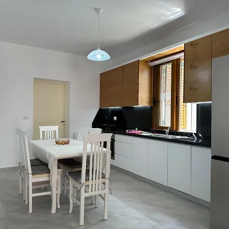 Panorama Haven-garden-view Flat شقة