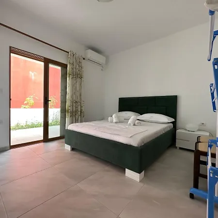 Panorama Haven-garden-view Flat شقة *